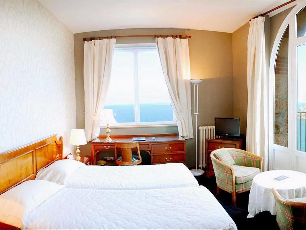 فندق Le Manoir Du Sphinx بيرو جْييريك المظهر الخارجي الصورة
